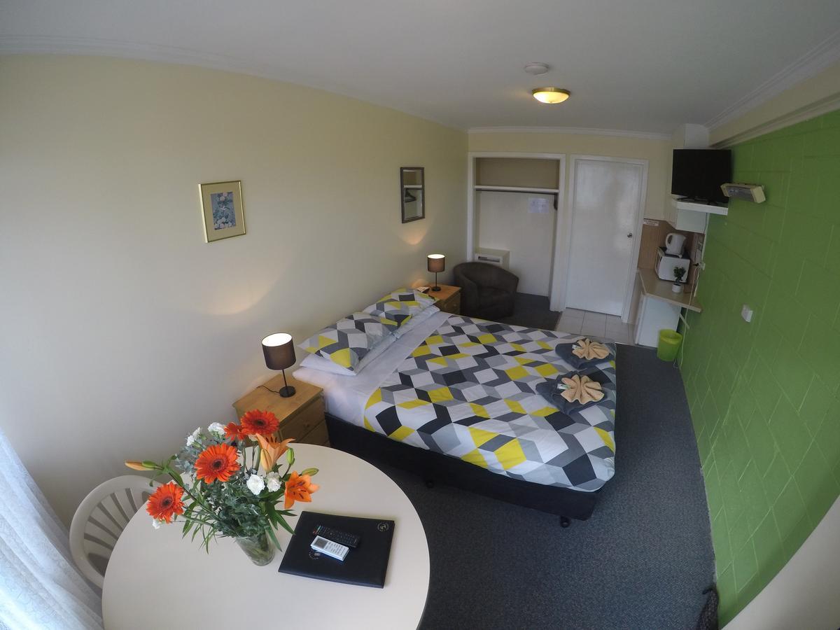 Turn-In Motel Warrnambool Exterior photo